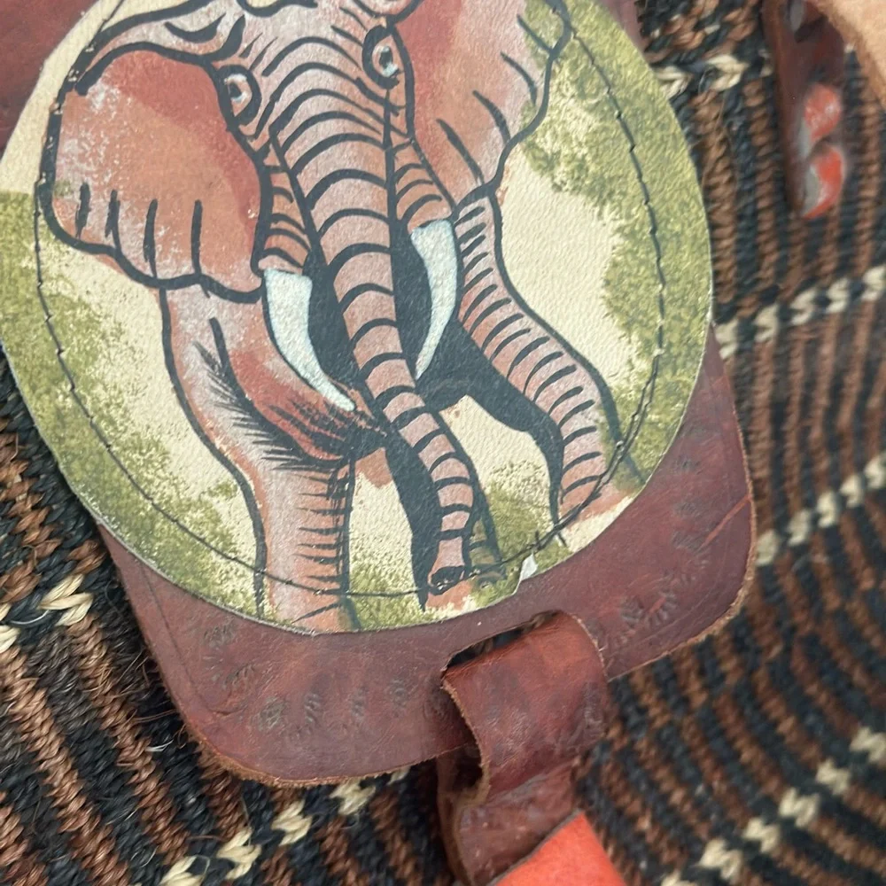 Kiondo Handwoven African Sisal Tote Bag - Picture 7 of 9